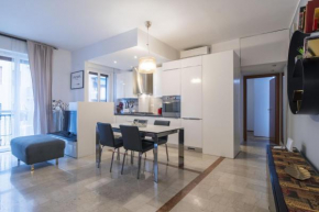 Easylife - Elegante e chic dimora con balcone